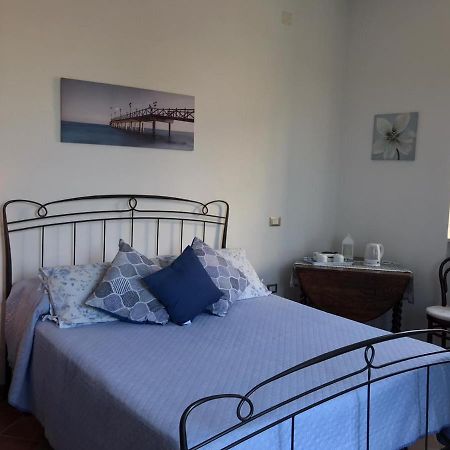 Bed and Breakfast Piccolo Borgo à Cava deʼ Tirreni Extérieur photo