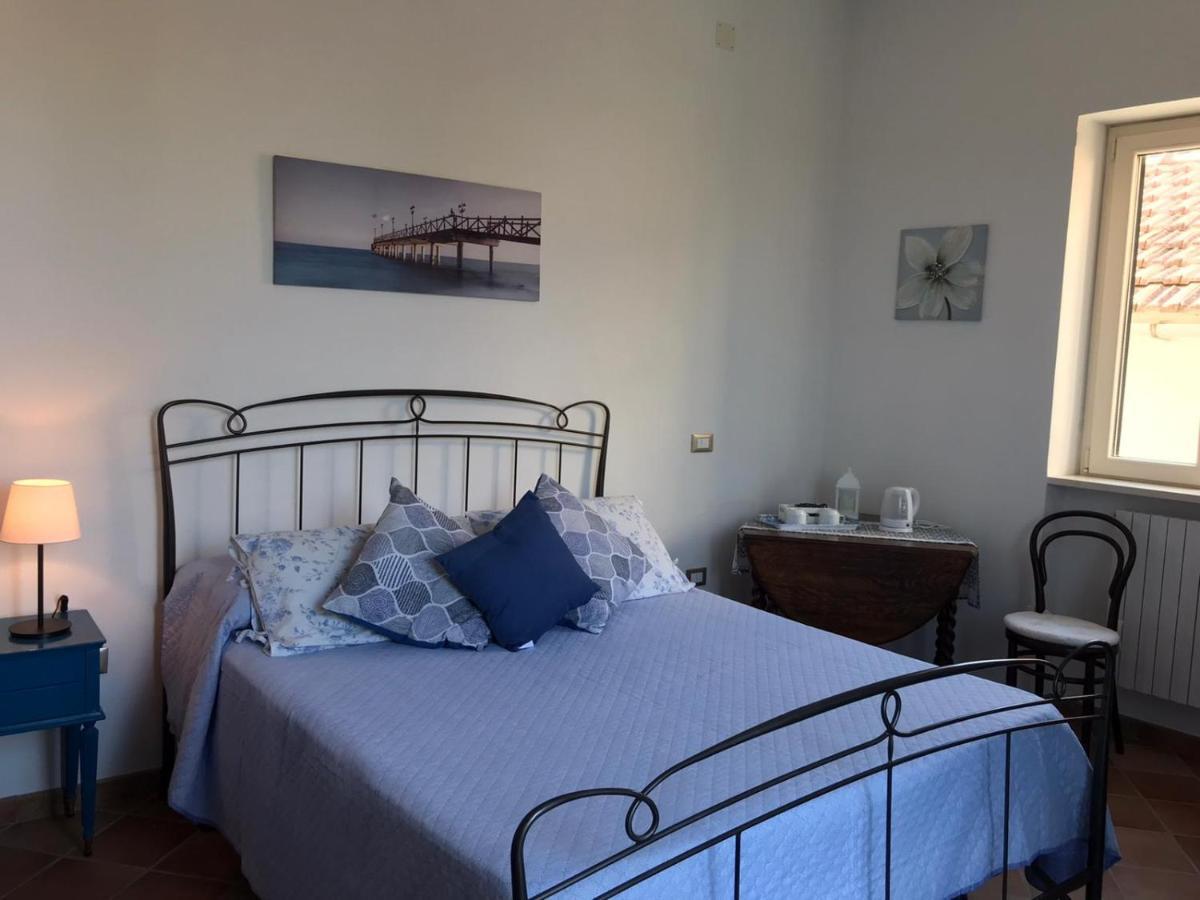 Bed and Breakfast Piccolo Borgo à Cava deʼ Tirreni Extérieur photo