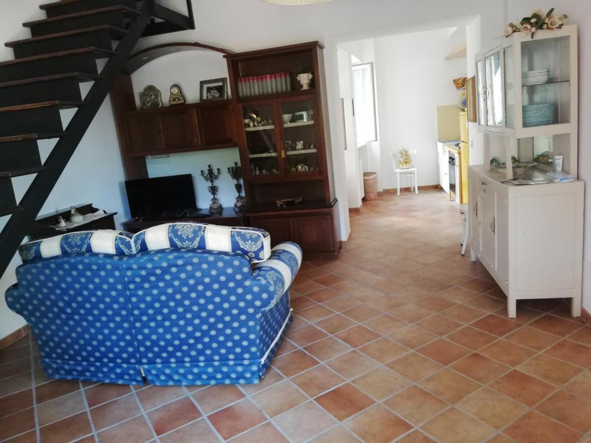 Bed and Breakfast Piccolo Borgo à Cava deʼ Tirreni Extérieur photo