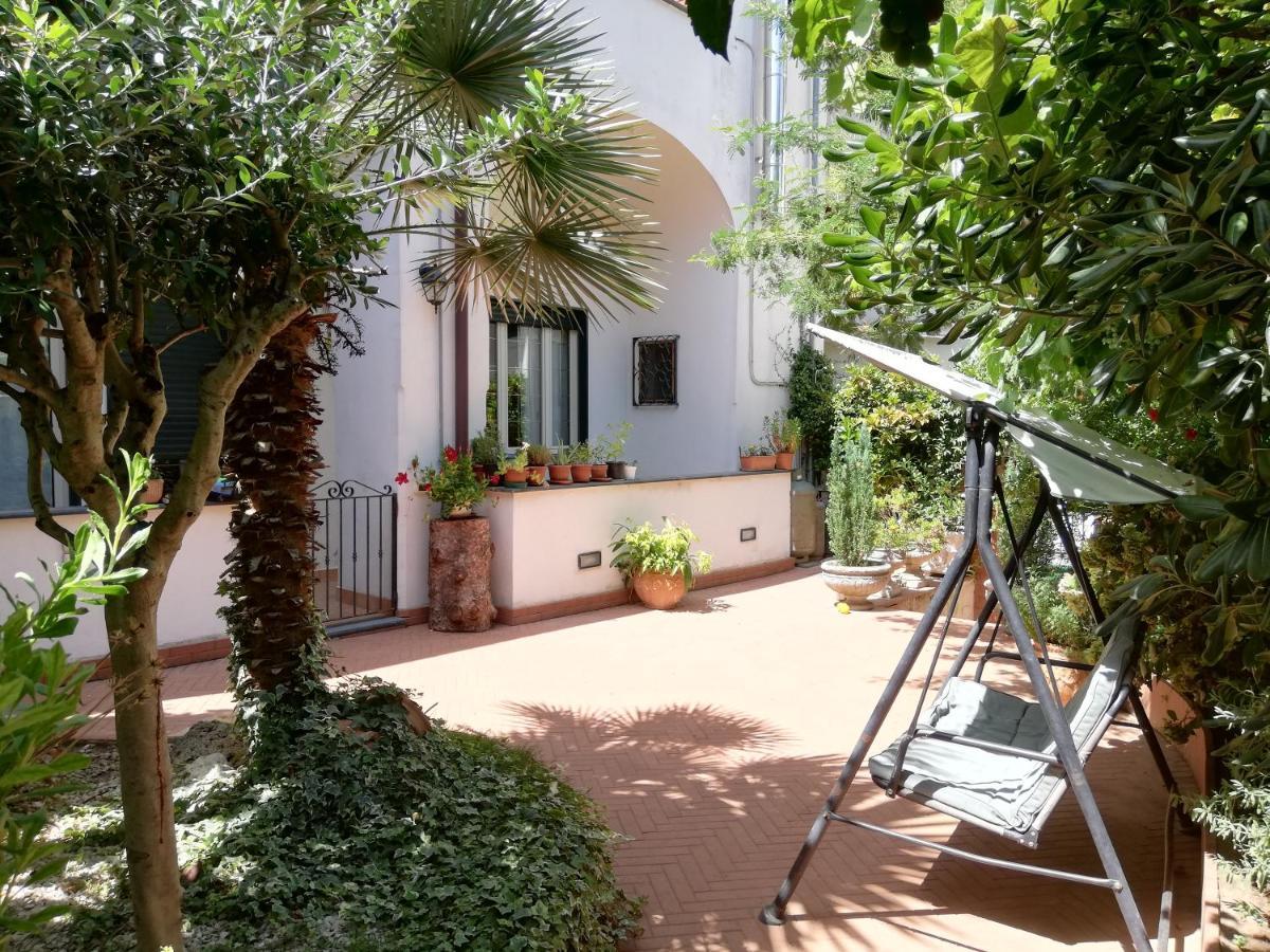 Bed and Breakfast Piccolo Borgo à Cava deʼ Tirreni Extérieur photo